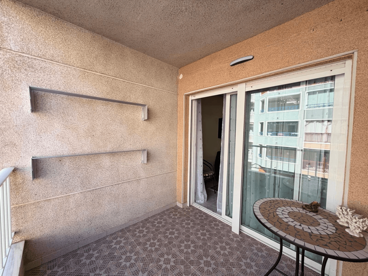 Apartamento en venta de 3 dormitorios en Playa del Cura, Torrevieja.