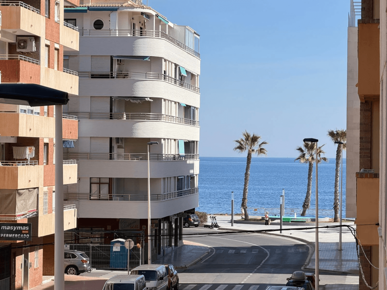 Apartamento en venta de 3 dormitorios en Playa del Cura, Torrevieja.