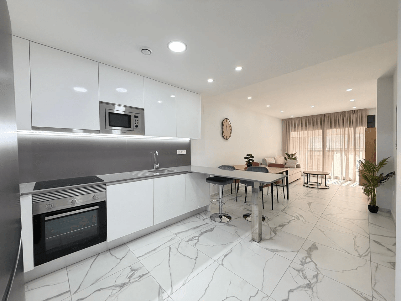Apartamento en venta de 2 dormitorios en Playa del Cura, Torrevieja