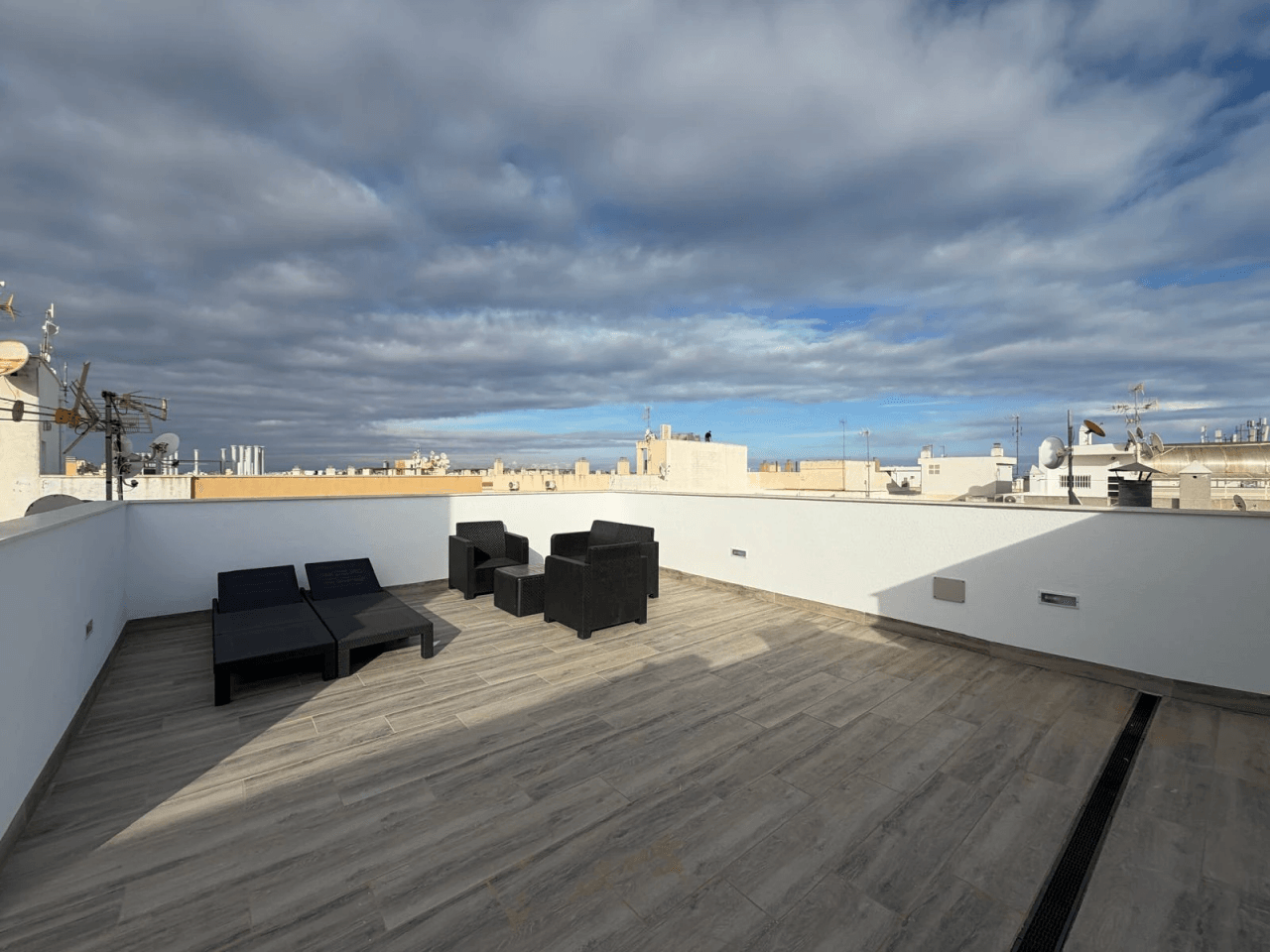 Apartamento en venta de 3 dormitorios en Playa del Cura, Torrevieja